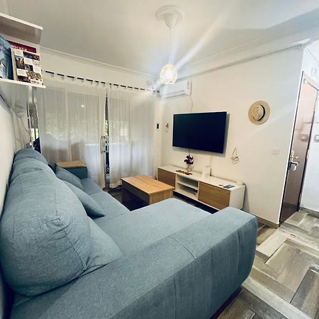 סביליה Lovely Rooms En Piso Compartido מראה חיצוני תמונה